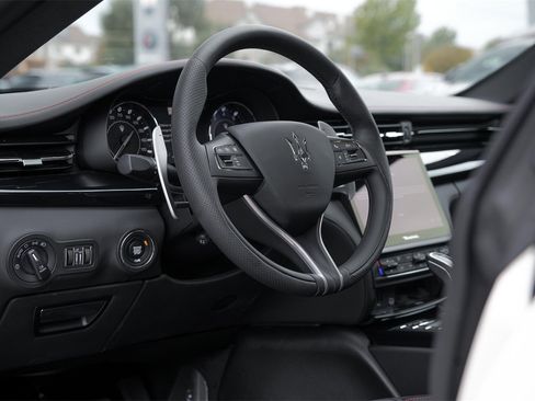 Certified 2024 Maserati Quattroporte Modena Ultima Q4 image 8