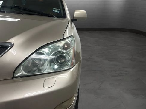 Used 2005 Lexus RX 330 AWD image 29