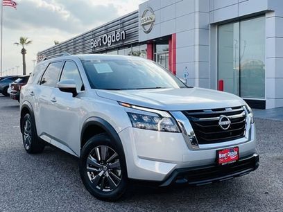 Certified 2024 Nissan Pathfinder SV