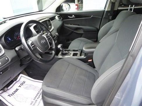 Used 2020 Kia Sorento LX w/ LX I4 Convenience Package FWD image 14
