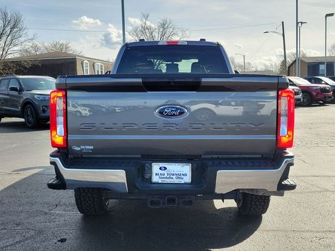 Certified 2025 Ford F250 XLT image 5