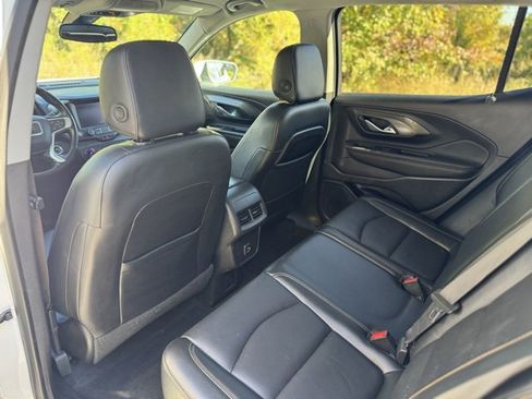 Used 2021 GMC Terrain SLT image 14