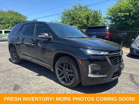Used 2023 Chevrolet Traverse Premier w/ Redline Edition AWD/4WD image 1