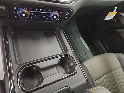 New 2026 Chevrolet Silverado 2500 ZR2 image 29