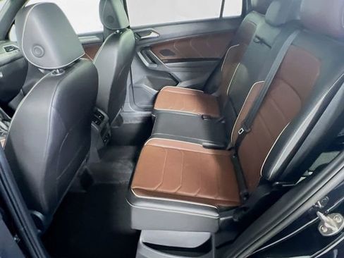 Used 2024 Volkswagen Tiguan SEL R-Line image 27