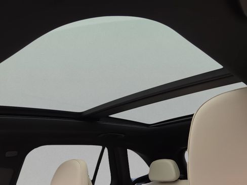 New 2026 Mercedes-Benz GLC 300 image 24
