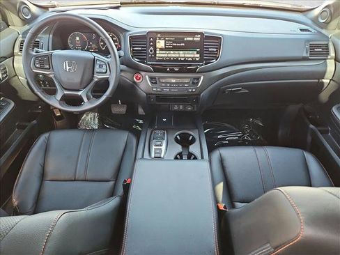 Used 2025 Honda Ridgeline TrailSport image 19