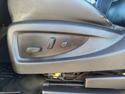 Used 2017 GMC Sierra 1500 SLT w/ SLT Premium Package image 12