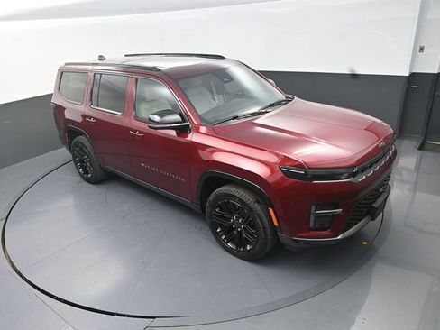 New 2026 Jeep Grand Wagoneer Limited AWD/4WD image 11