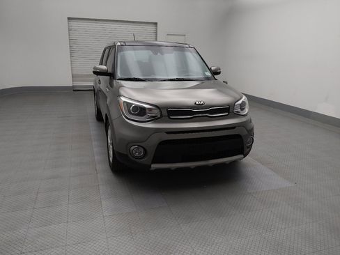 Used 2019 Kia Soul + w/ Primo Package image 14