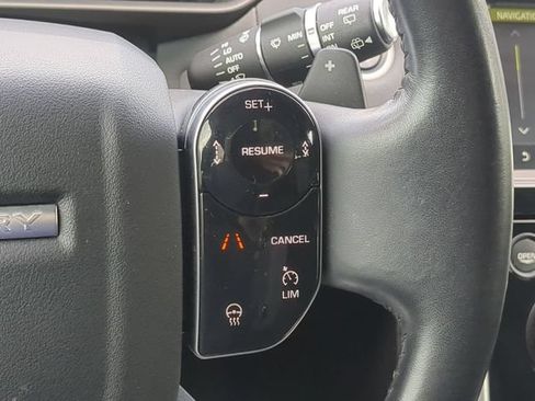 Used 2020 Land Rover Discovery HSE AWD/4WD image 32