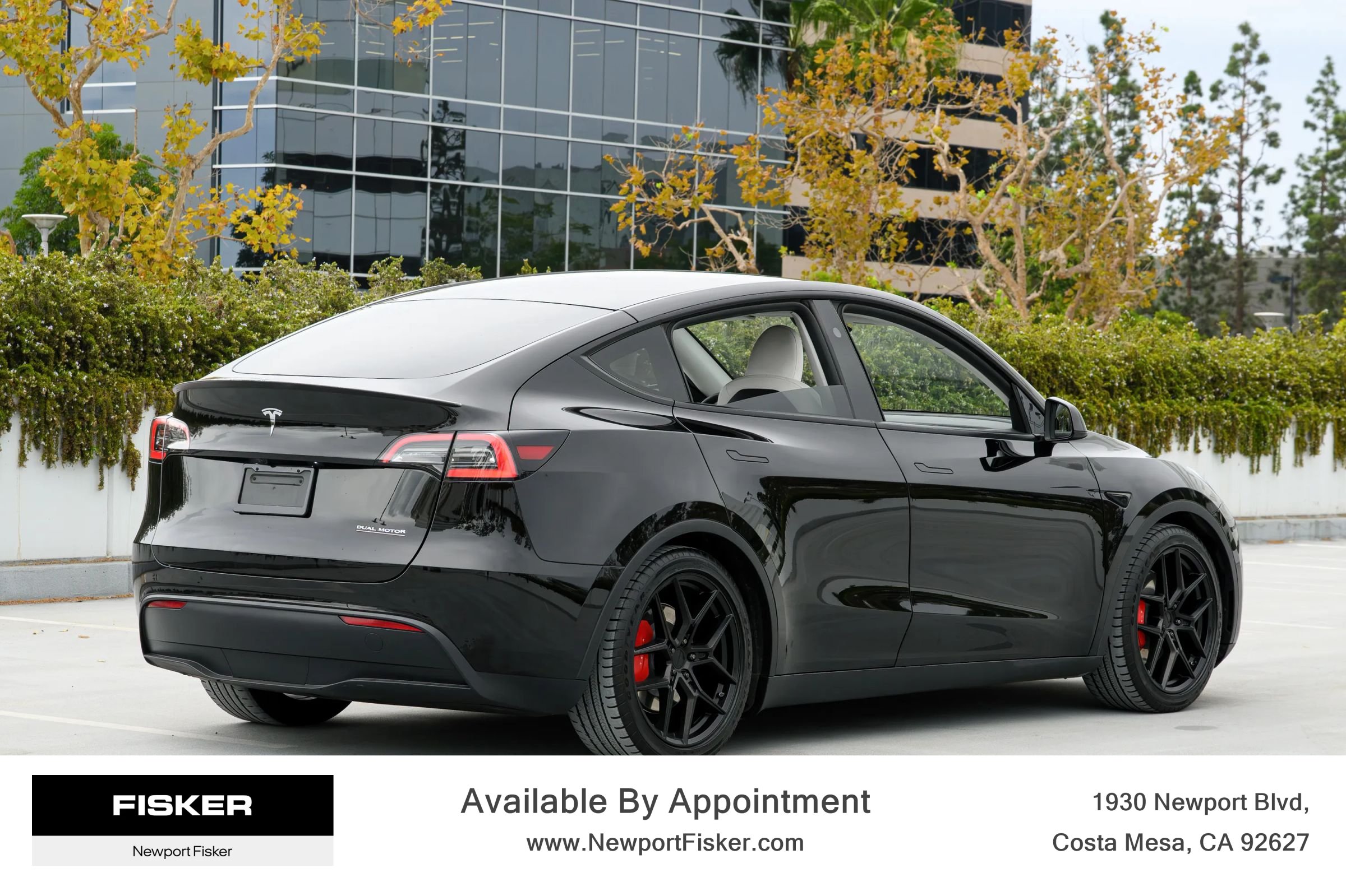 Used 2024 Tesla Model Y Performance AWD/4WD image 9
