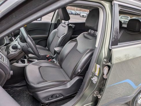 Used 2020 Jeep Compass Latitude w/ Cold Weather Group image 8