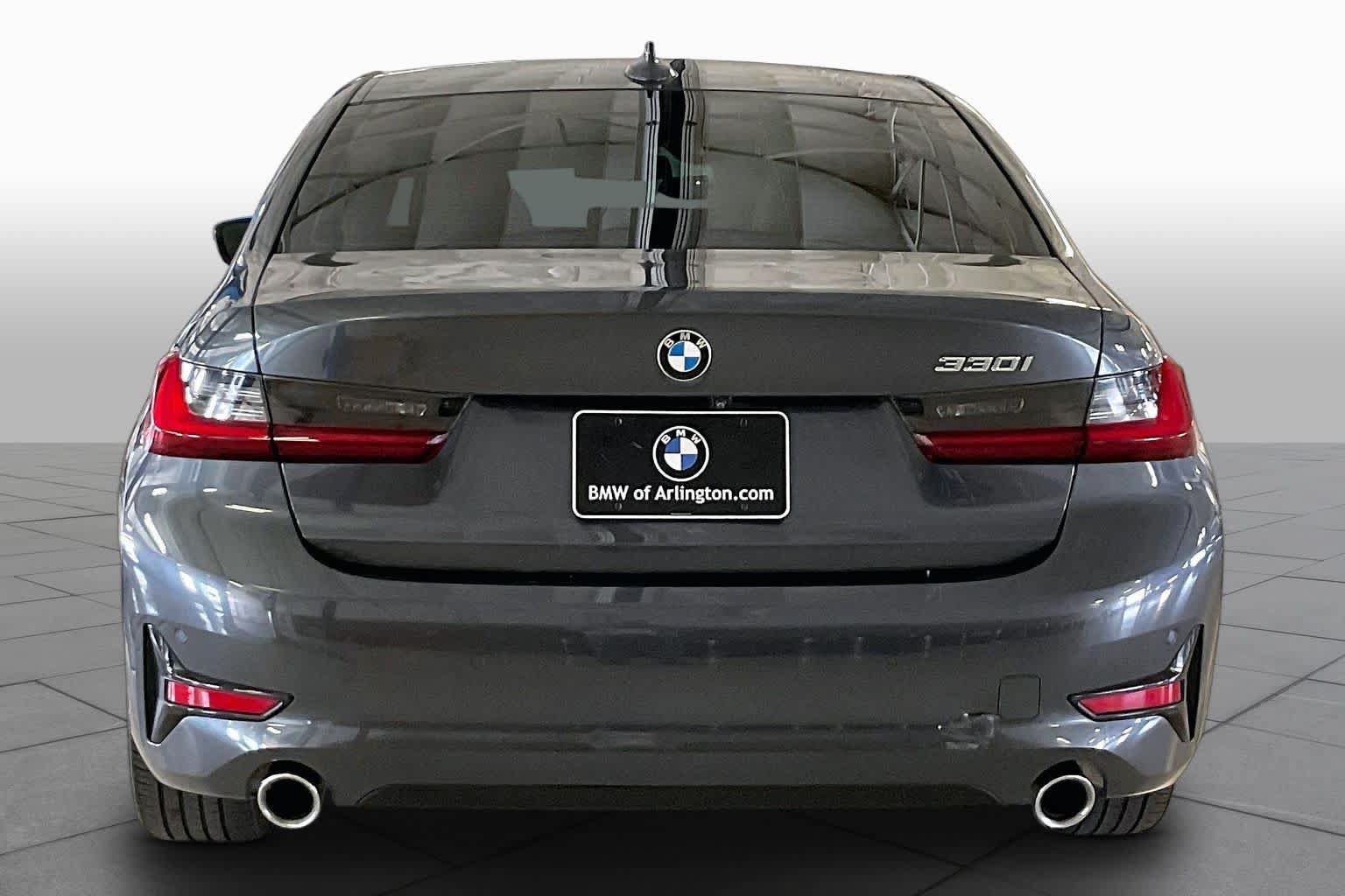 Used 2022 BMW 330i Sedan w/ Convenience Package RWD image 4