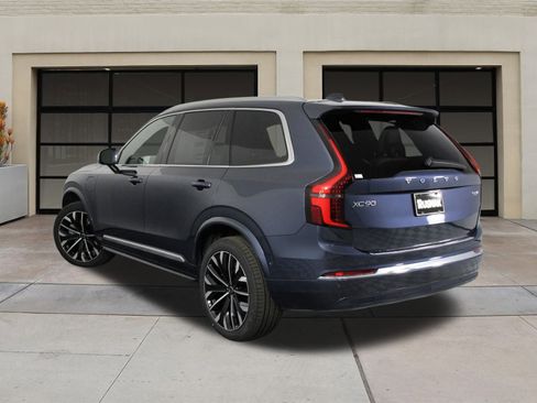 New 2026 Volvo XC90 T8 Plus w/ Protection Package Premier AWD/4WD image 3