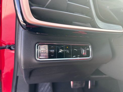 New 2025 Buick Envision Sport Touring image 15