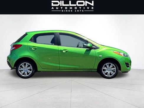 Used 2013 MAZDA MAZDA2 Sport FWD image 3