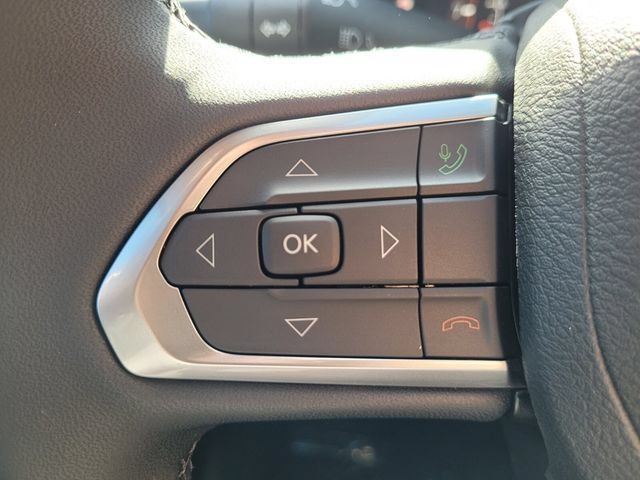 Used 2026 Jeep Compass Latitude AWD/4WD image 27