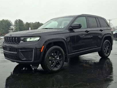 New 2026 Jeep Grand Cherokee Altitude