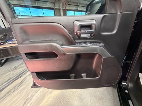 Used 2018 Chevrolet Silverado 1500 LT w/ All Star Edition image 47
