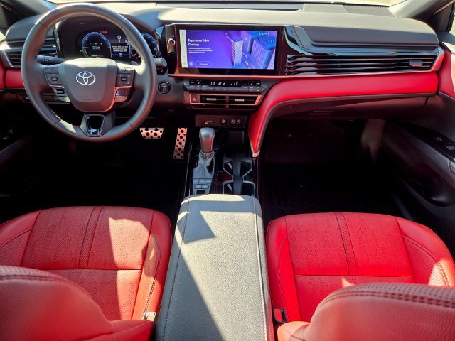 Used 2025 Toyota Camry XSE FWD image 15
