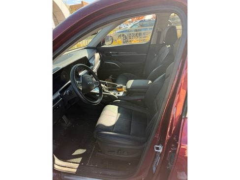 Used 2024 Kia Telluride SX w/ Towing Package image 12