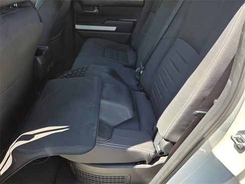 Used 2024 Toyota Tacoma TRD Off-Road image 11