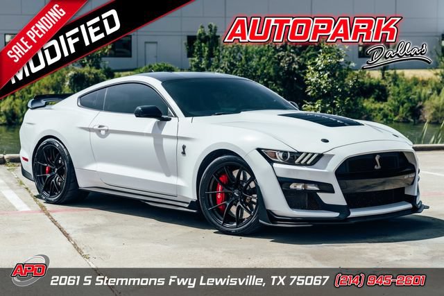 Used 2021 Ford Mustang Shelby GT500 w/ Technology Package RWD image 1