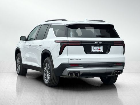 New 2025 Chevrolet Traverse LT w/ Enhanced Driving Package image 6