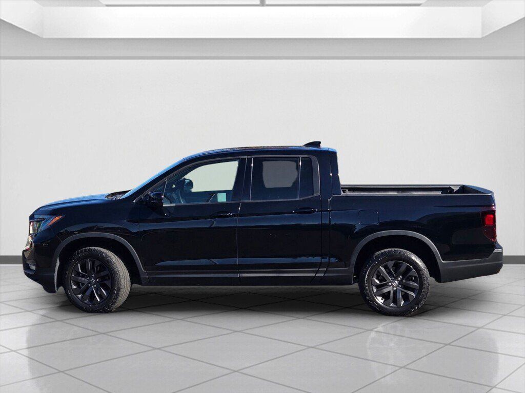 Certified 2023 Honda Ridgeline Sport image 8