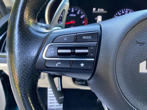 Used 2022 Kia Stinger GT1 RWD image 61
