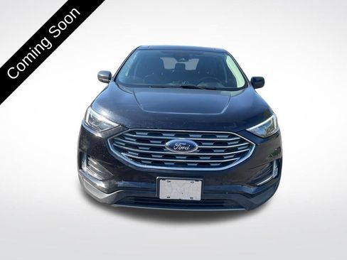 Used 2022 Ford Edge SEL w/ Convenience Package image 2