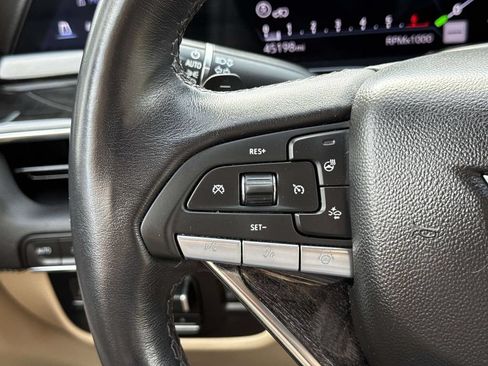 Used 2023 Cadillac Escalade Premium Luxury w/ Performance Package AWD/4WD image 38