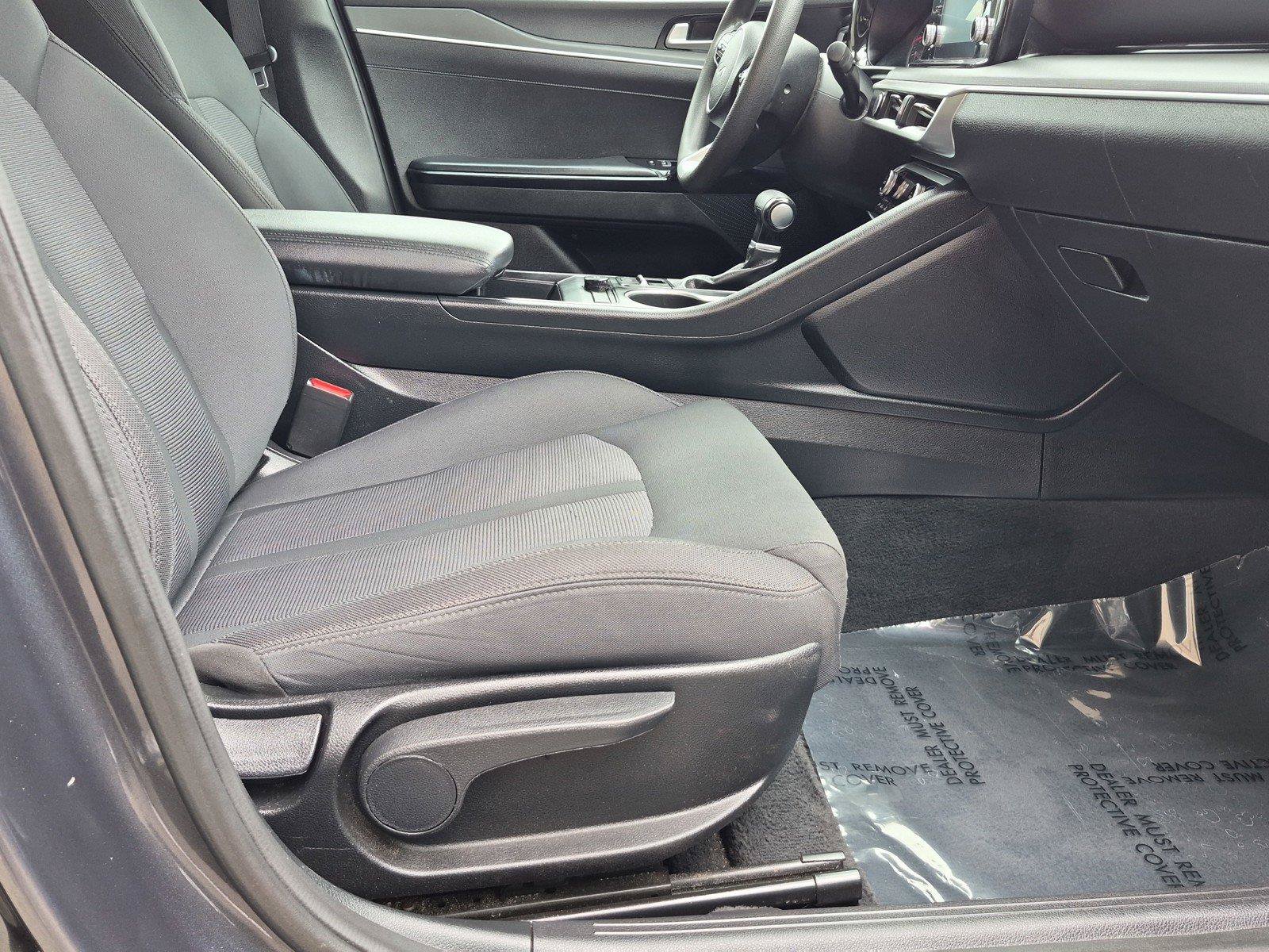 Used 2022 Kia K5 LXS FWD image 9