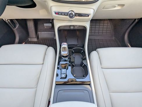 New 2026 Volvo XC40 B5 Plus w/ Protection Package Premier image 23