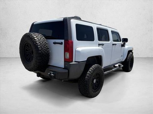 Used 2007 HUMMER H3 AWD/4WD image 5