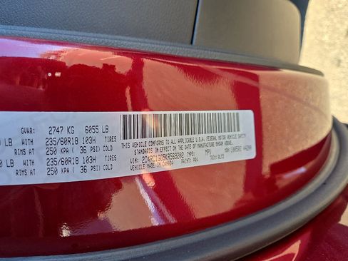 Used 2019 Chrysler Pacifica Limited w/ Advanced Safetytec Group image 28