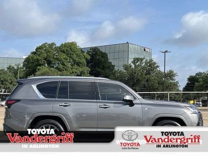 Used 2023 Lexus LX 600 F Sport w/ Accessory Package (Z1)