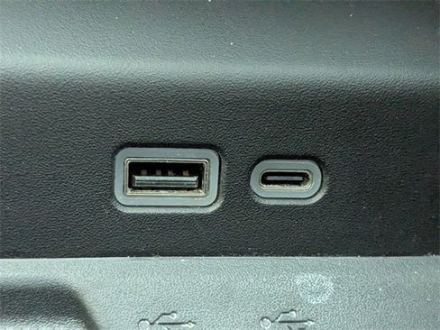 Used 2025 Chevrolet Tahoe LT image 25