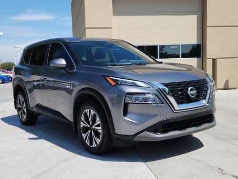 Used 2023 Nissan Rogue SV AWD/4WD image 7