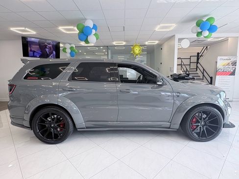 Used 2022 Dodge Durango R/T w/ Tow 'N Go Package AWD/4WD image 5