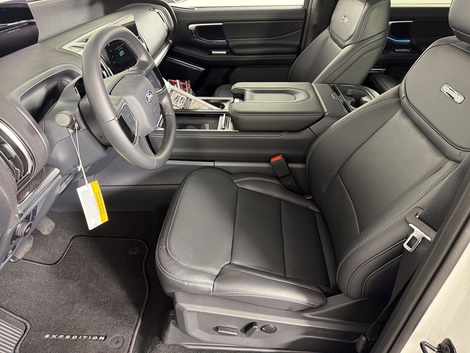 New 2027 Ford Expedition Platinum w/ Stealth Performance Package AWD/4WD image 9