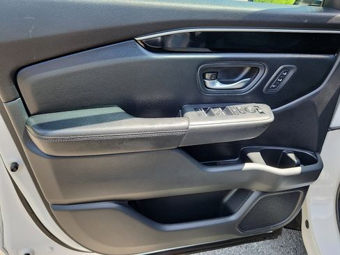 Used 2023 Honda Pilot EX-L image 14