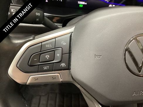 Used 2023 Volkswagen Jetta SE w/ Panoramic Sunroof Package FWD image 20