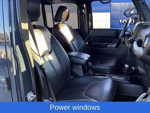 Used 2018 Jeep Wrangler Unlimited Sahara image 19