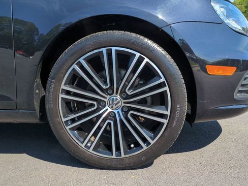 Used 2014 Volkswagen Eos FWD image 11