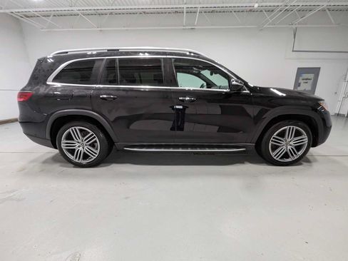Certified 2024 Mercedes-Benz GLS 450 4MATIC image 7