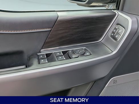 New 2025 Ford F150 Lariat w/ Equipment Group 501A Mid image 15