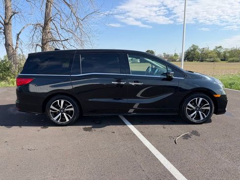 Used 2018 Honda Odyssey Elite image 4
