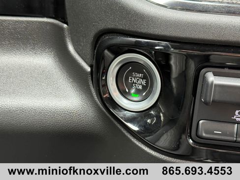 Used 2022 Chevrolet Silverado 1500 ZR2 w/ Technology Package AWD/4WD image 61
